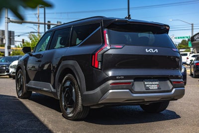 2024 Kia EV9 Wind