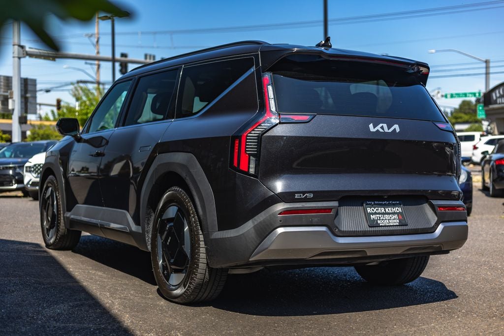 2024 Kia EV9 Wind