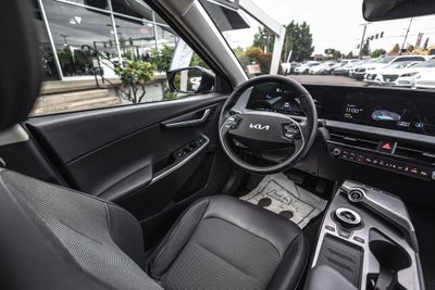 2024 Kia EV6 Light