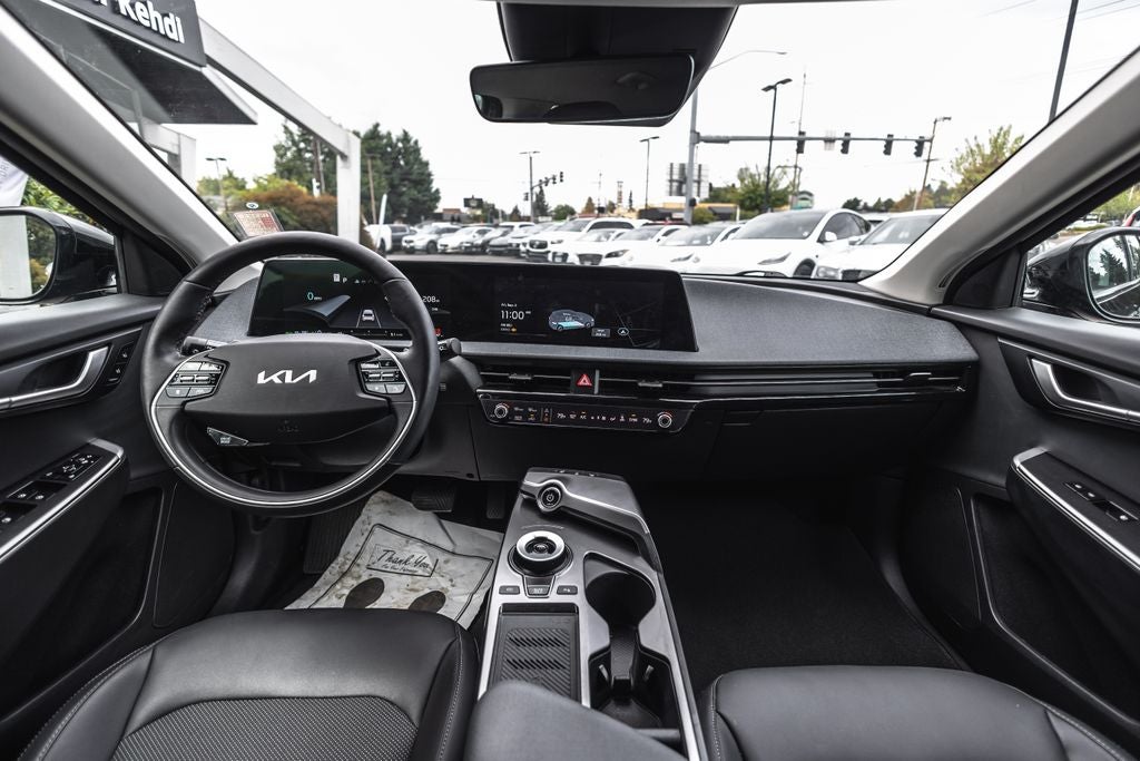 2024 Kia EV6 Light