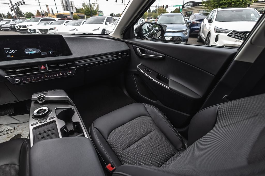2024 Kia EV6 Light