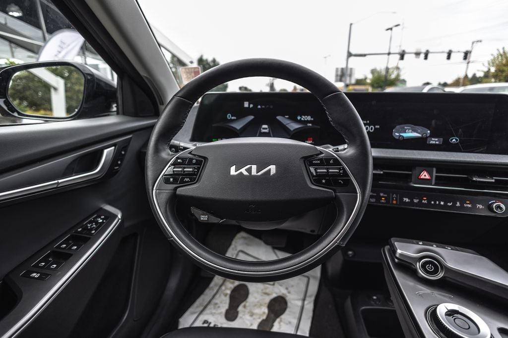 2024 Kia EV6 Light