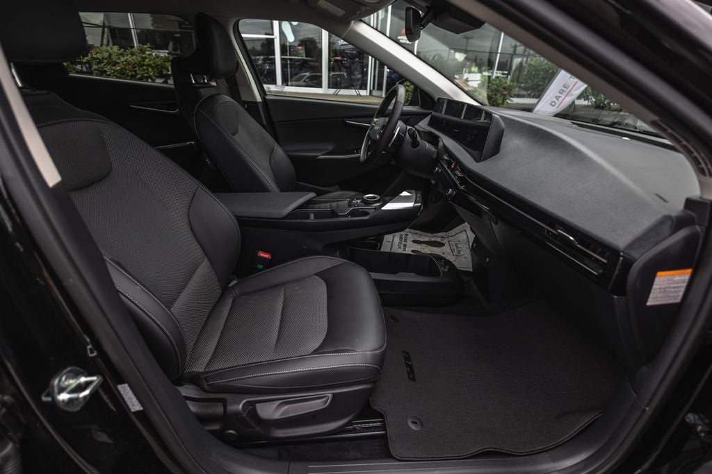 2024 Kia EV6 Light