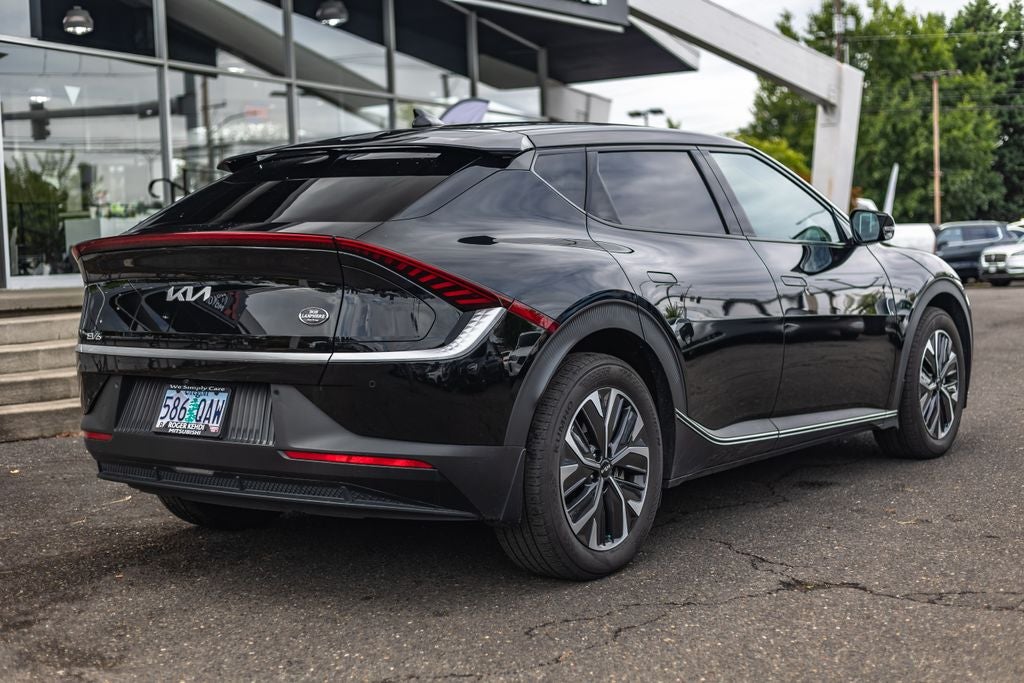 2024 Kia EV6 Light