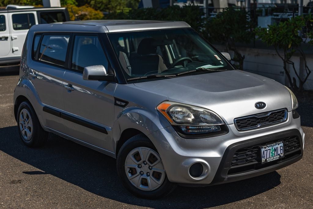 Used 2012 Kia Soul Base with VIN KNDJT2A57C7393041 for sale in Tigard, OR