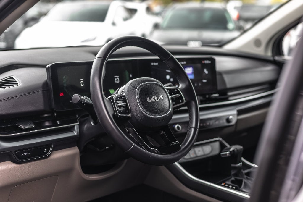 2025 Kia Carnival LXS