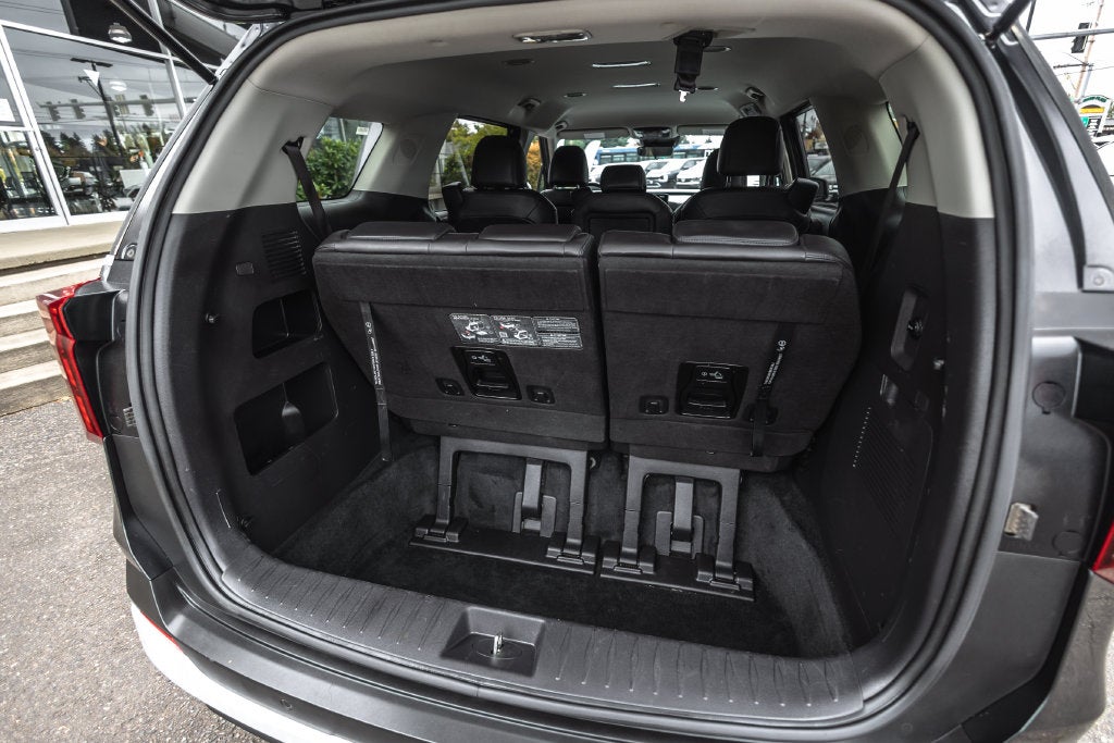 2025 Kia Carnival LXS