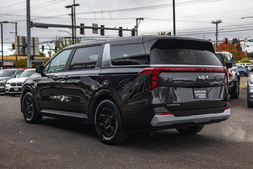 2025 Kia Carnival LXS