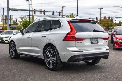 2018 Volvo XC60 T5 Momentum
