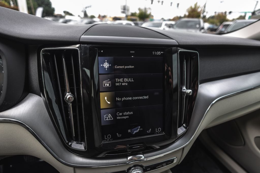 2018 Volvo XC60 T5 Momentum