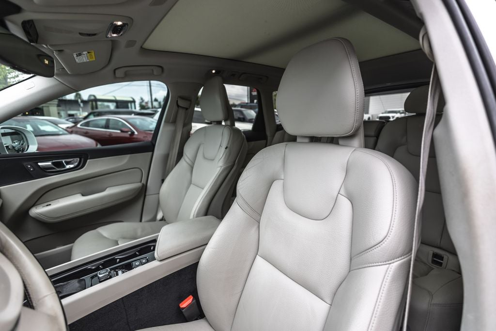 2018 Volvo XC60 T5 Momentum