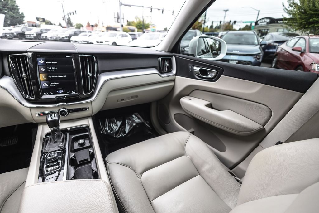 2018 Volvo XC60 T5 Momentum