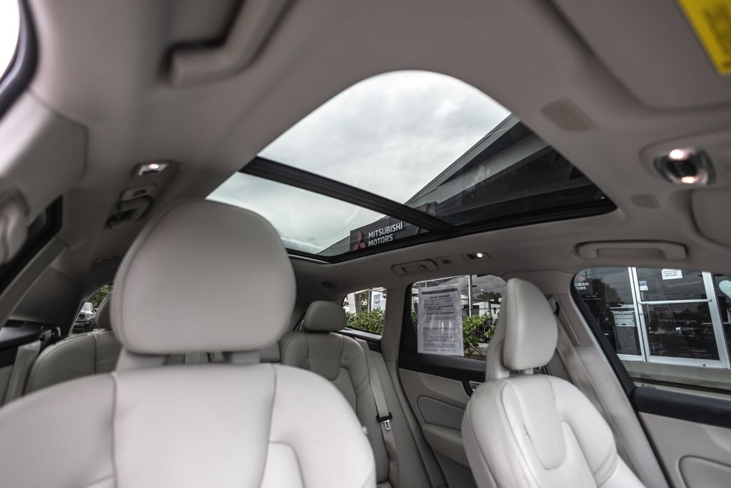 2018 Volvo XC60 T5 Momentum