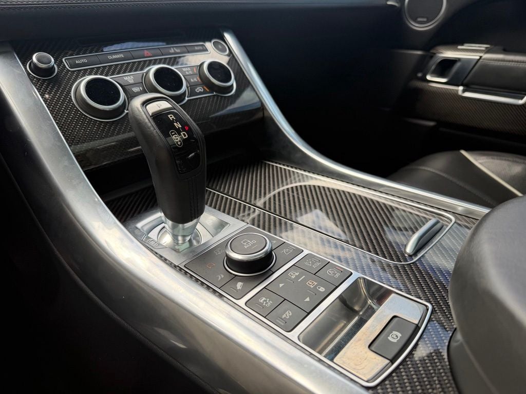 2016 Land Rover Range Rover Sport 5.0L V8 Supercharged SVR