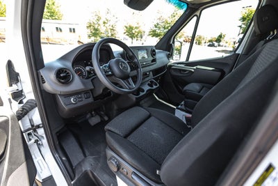 2023 Mercedes-Benz Sprinter 2500 Cargo 144 WB