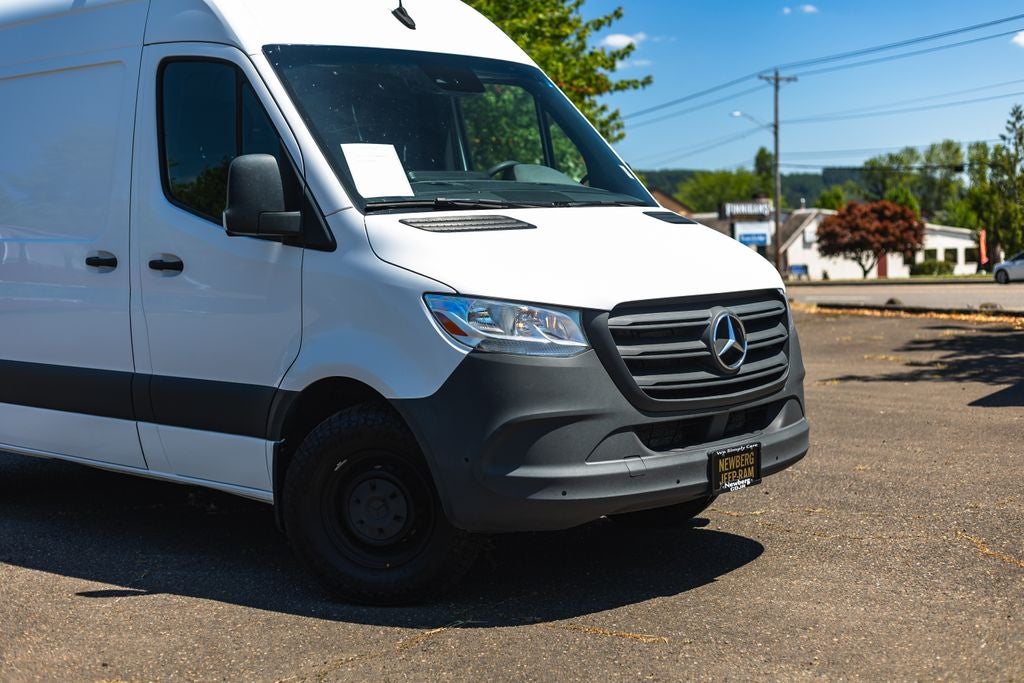 2023 Mercedes-Benz Sprinter 2500 Cargo 144 WB