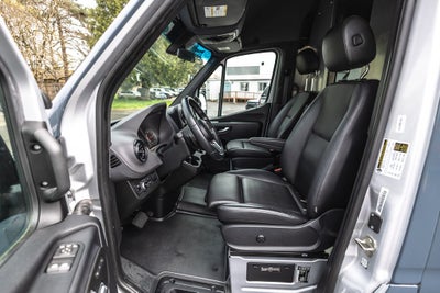 2019 Mercedes-Benz Sprinter 2500 Passenger 144 WB High Roof