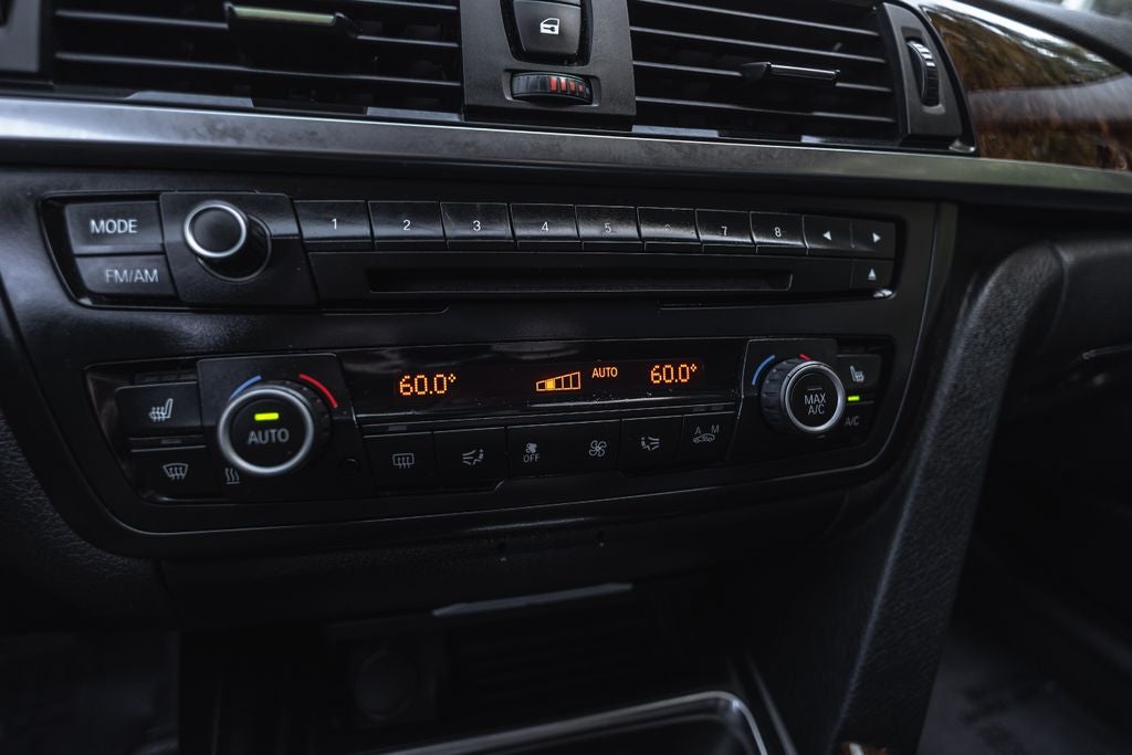 2014 BMW 3 Series 320i xDrive