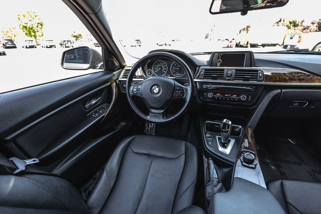 2014 BMW 3 Series 320i xDrive
