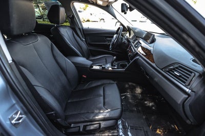 2014 BMW 3 Series 320i xDrive