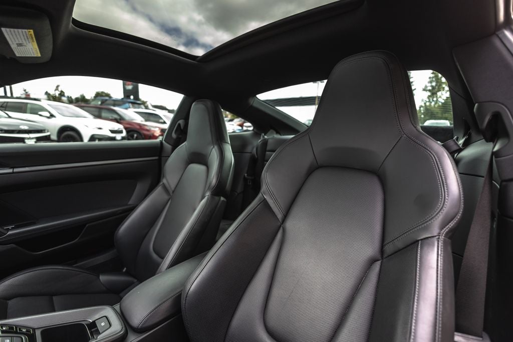 2020 Porsche 911 Carrera 4S