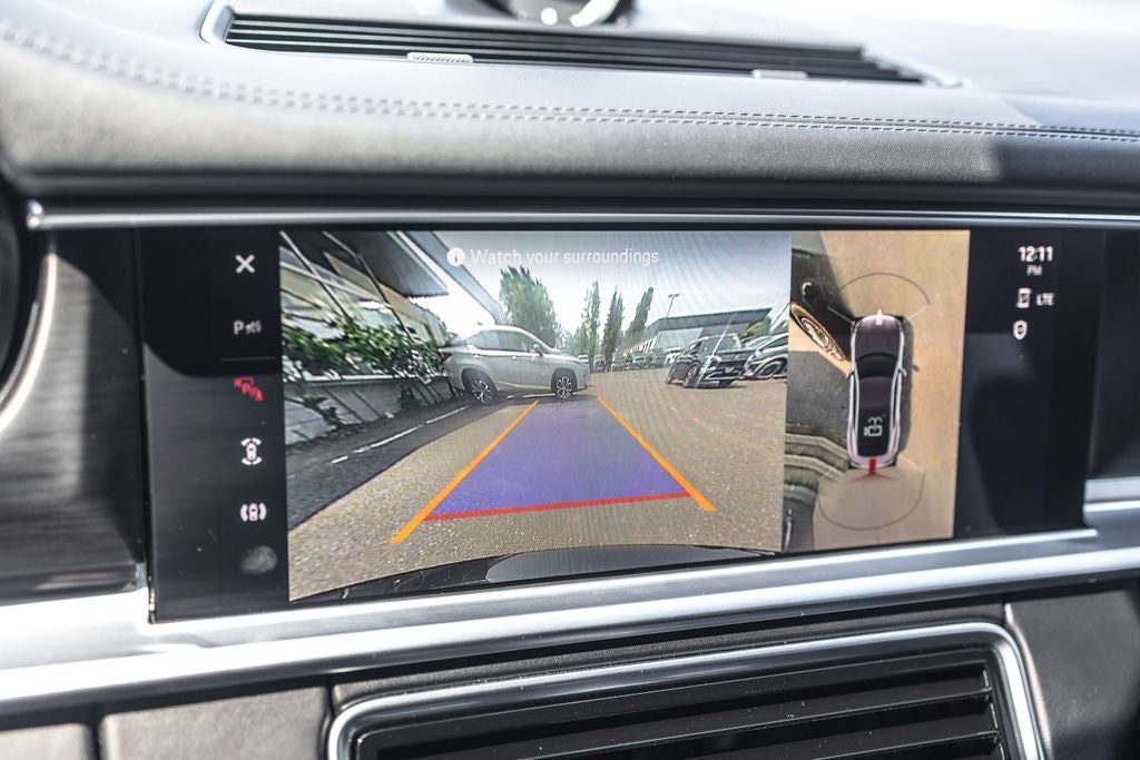 2023 Porsche Panamera 4 Platinum Edition