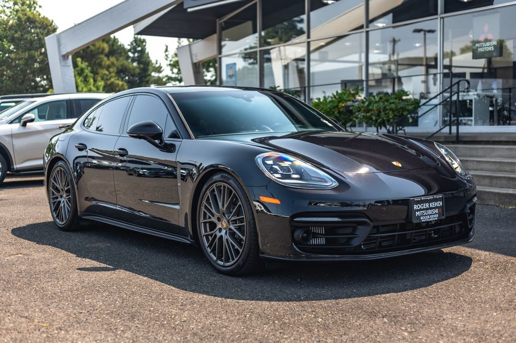 2023 Porsche Panamera 4 Platinum Edition
