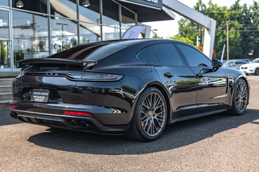 2023 Porsche Panamera 4 Platinum Edition