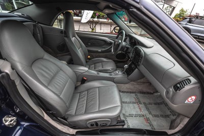 2001 Porsche 911 Carrera 4