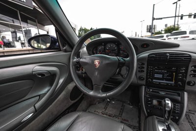 2001 Porsche 911 Carrera 4