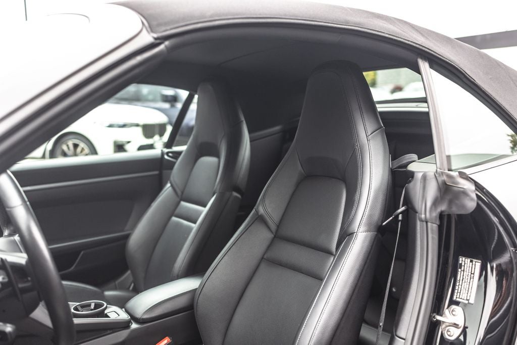 2025 Porsche 911 Carrera