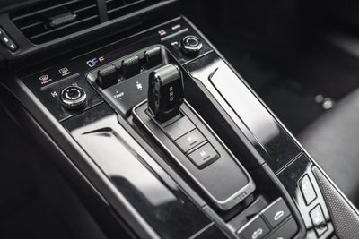 2025 Porsche 911 Carrera