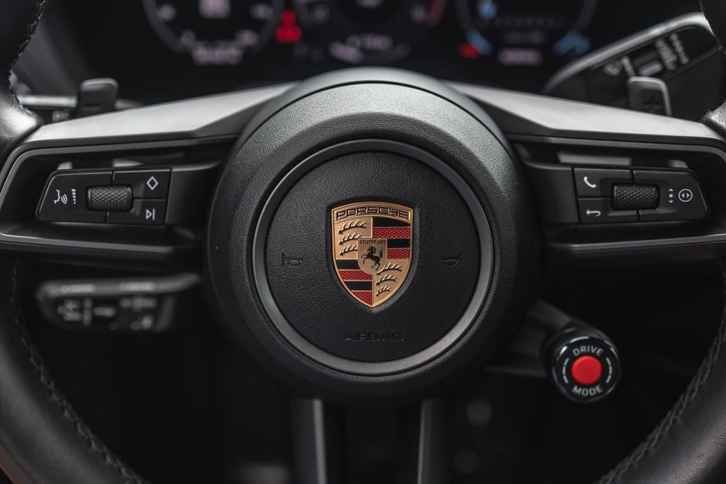 2025 Porsche 911 Carrera