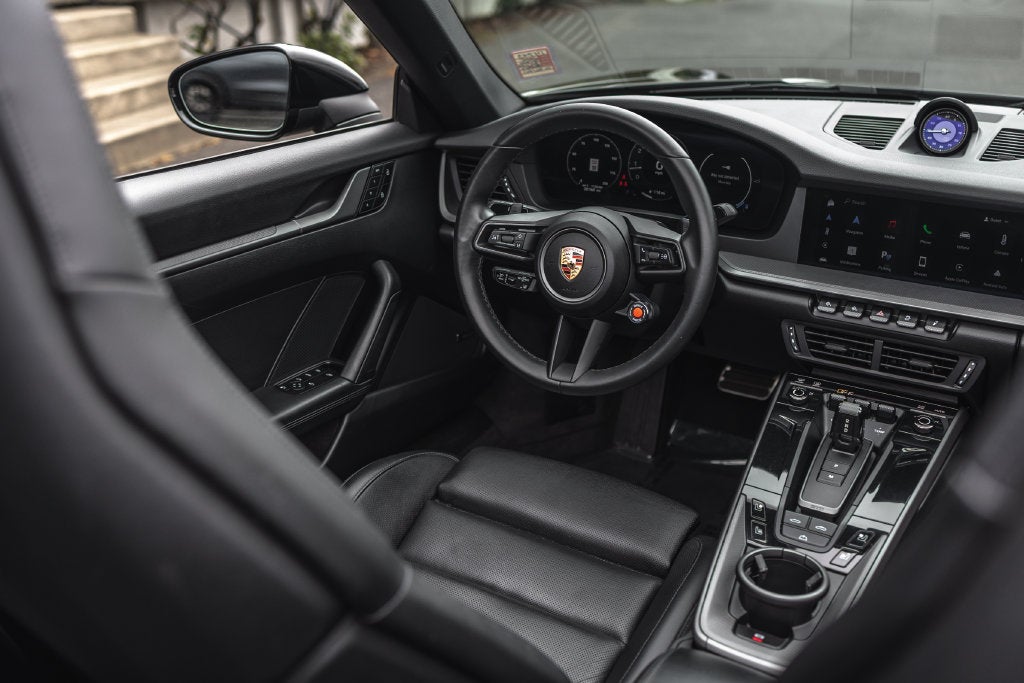 2025 Porsche 911 Carrera
