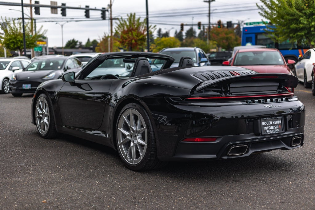 2025 Porsche 911 Carrera
