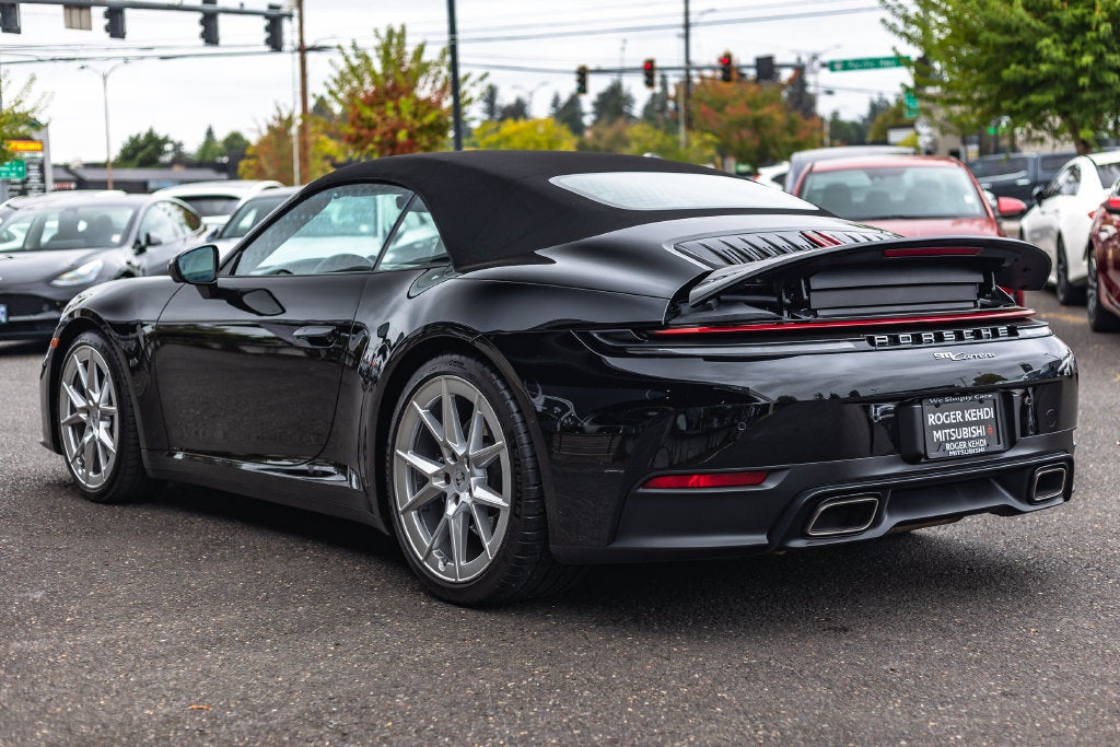 2025 Porsche 911 Carrera