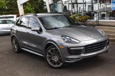 2016 Porsche Cayenne GTS
