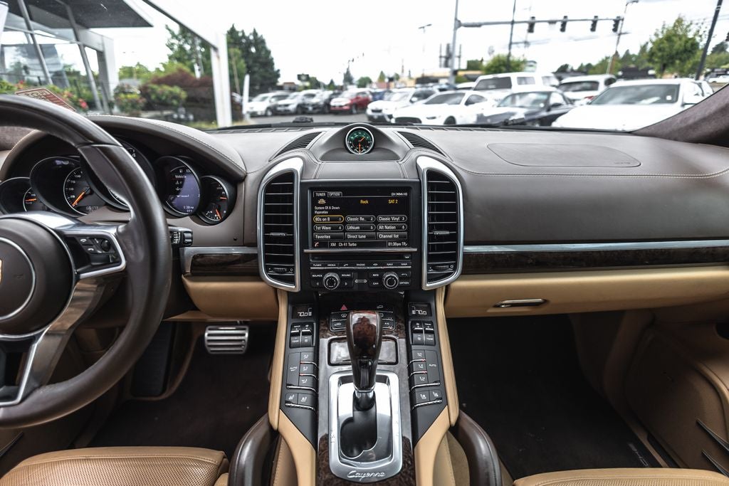 2016 Porsche Cayenne GTS