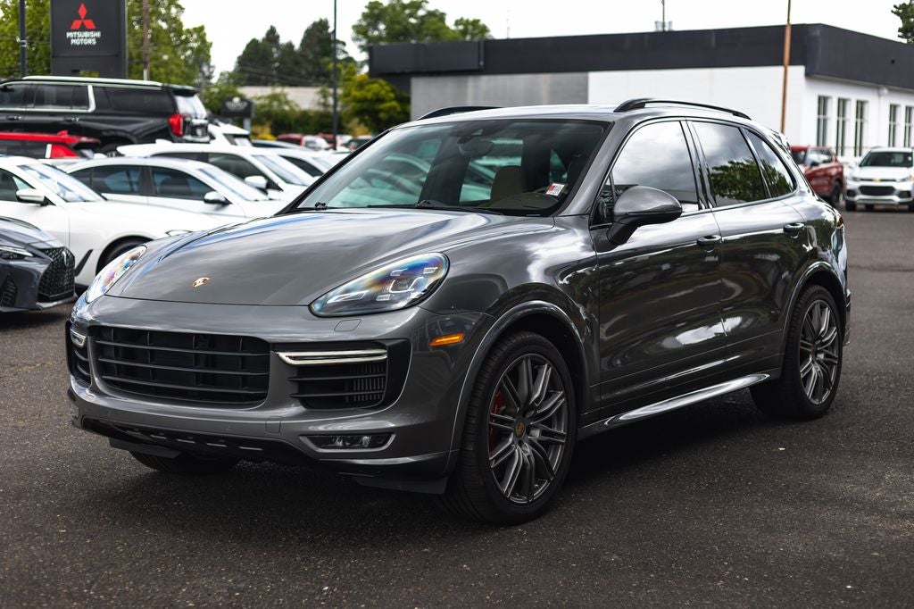 2016 Porsche Cayenne GTS