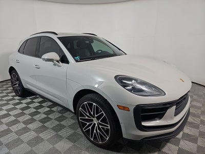 2022 Porsche Macan S
