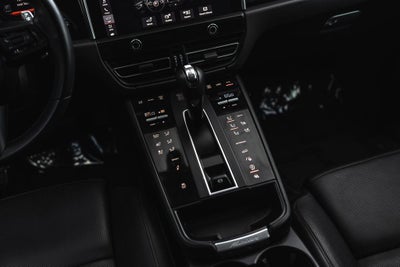 2022 Porsche Macan S