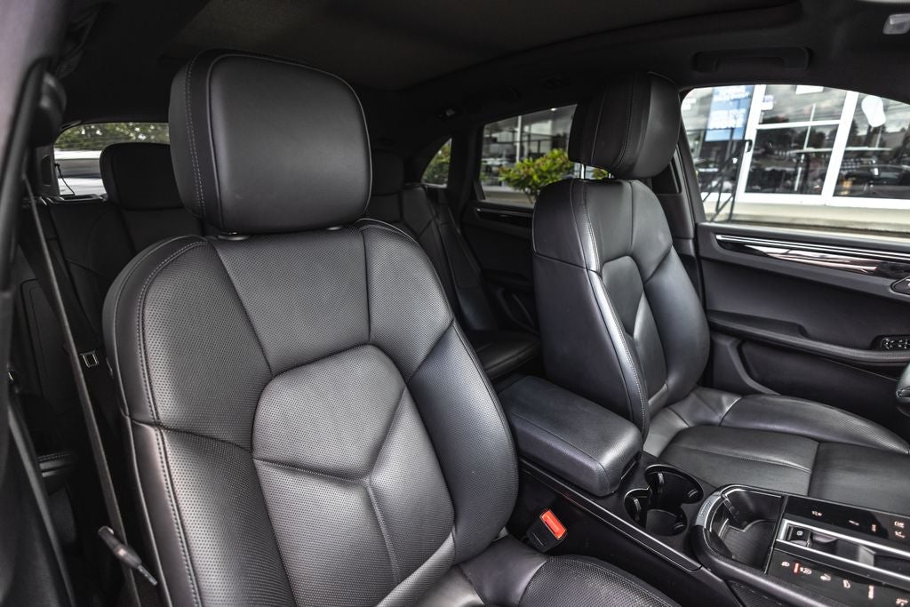 2022 Porsche Macan S