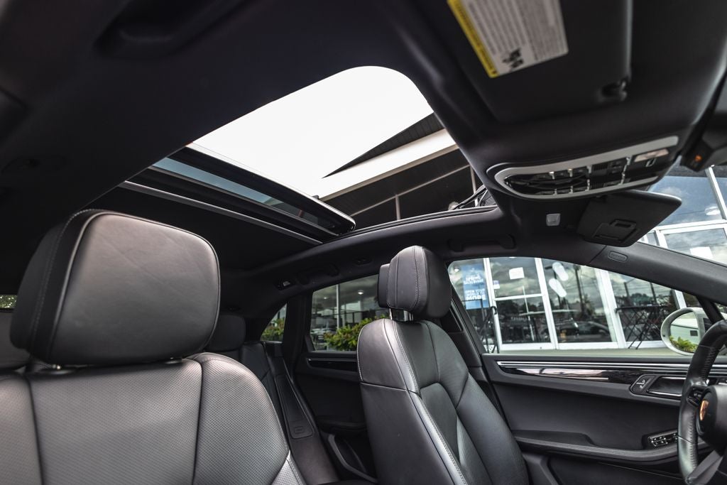 2022 Porsche Macan S
