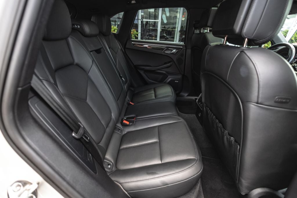 2022 Porsche Macan S