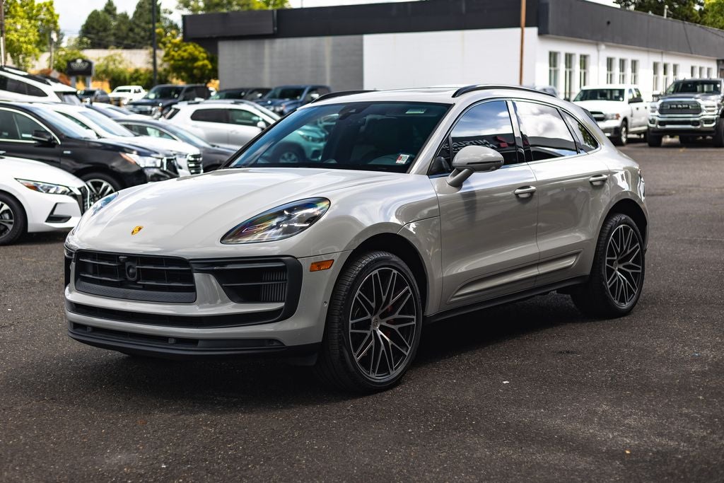 2022 Porsche Macan S
