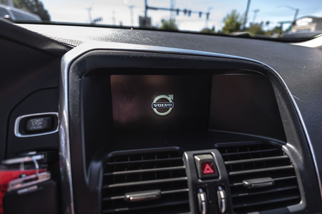 2017 Volvo XC60 T5 Inscription