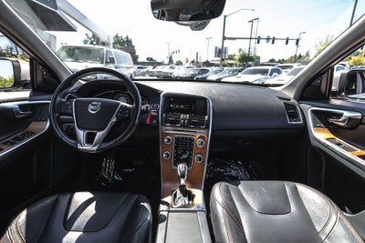 2017 Volvo XC60 T5 Inscription