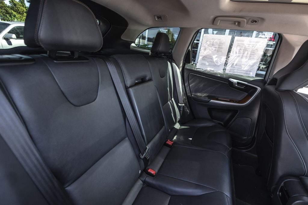 2017 Volvo XC60 T5 Inscription